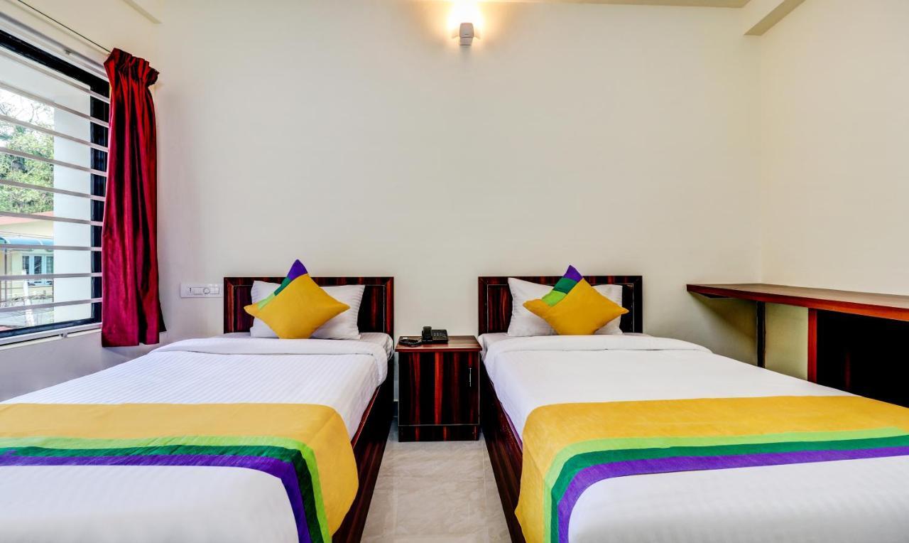 Itsy Hotels Rain Tulsi Stayz, Palarivattom Junction Kochi Ngoại thất bức ảnh